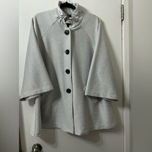 Classic cape- like jacket  lightweight crinkle fabric size XL